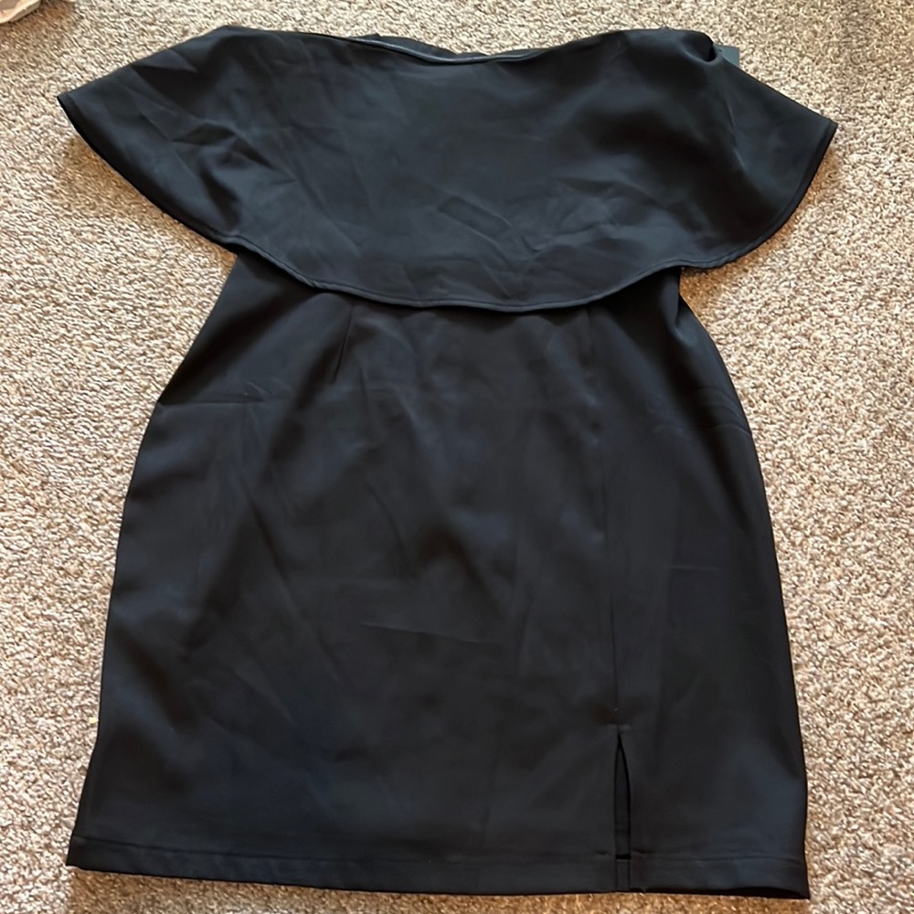 Black lulus dress